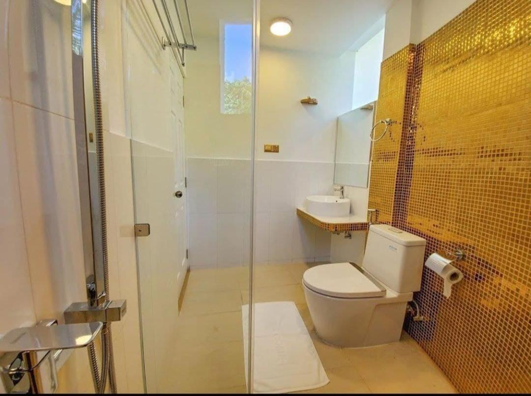 ホテル Kingsway Thoddoo Maldives エクステリア 写真