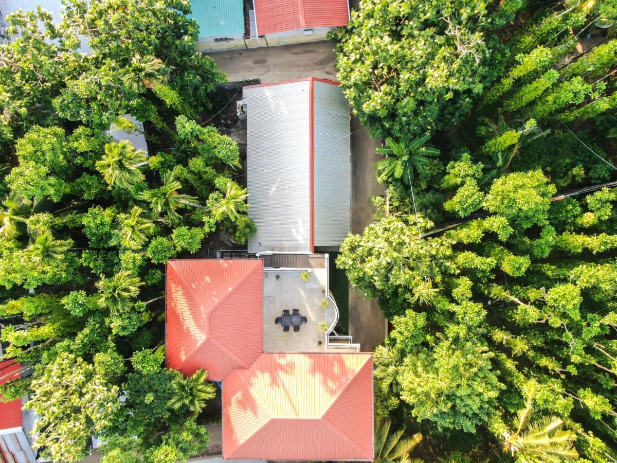 ホテル Kingsway Thoddoo Maldives エクステリア 写真